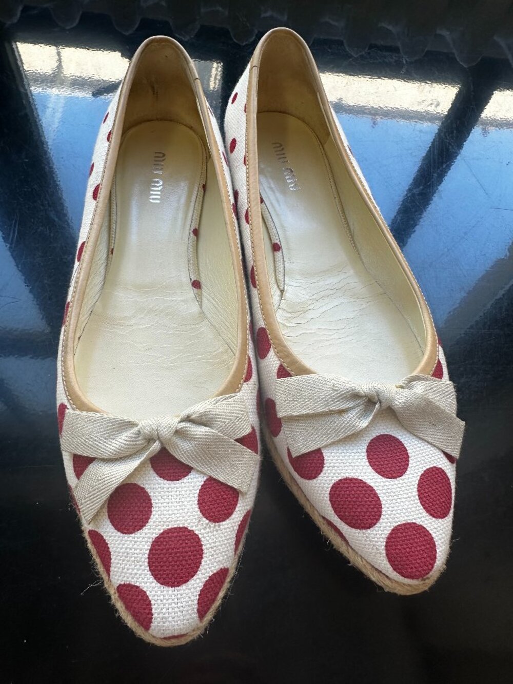 Miu Miu Red Polka Dot Flat Espadrille sz. 39.5